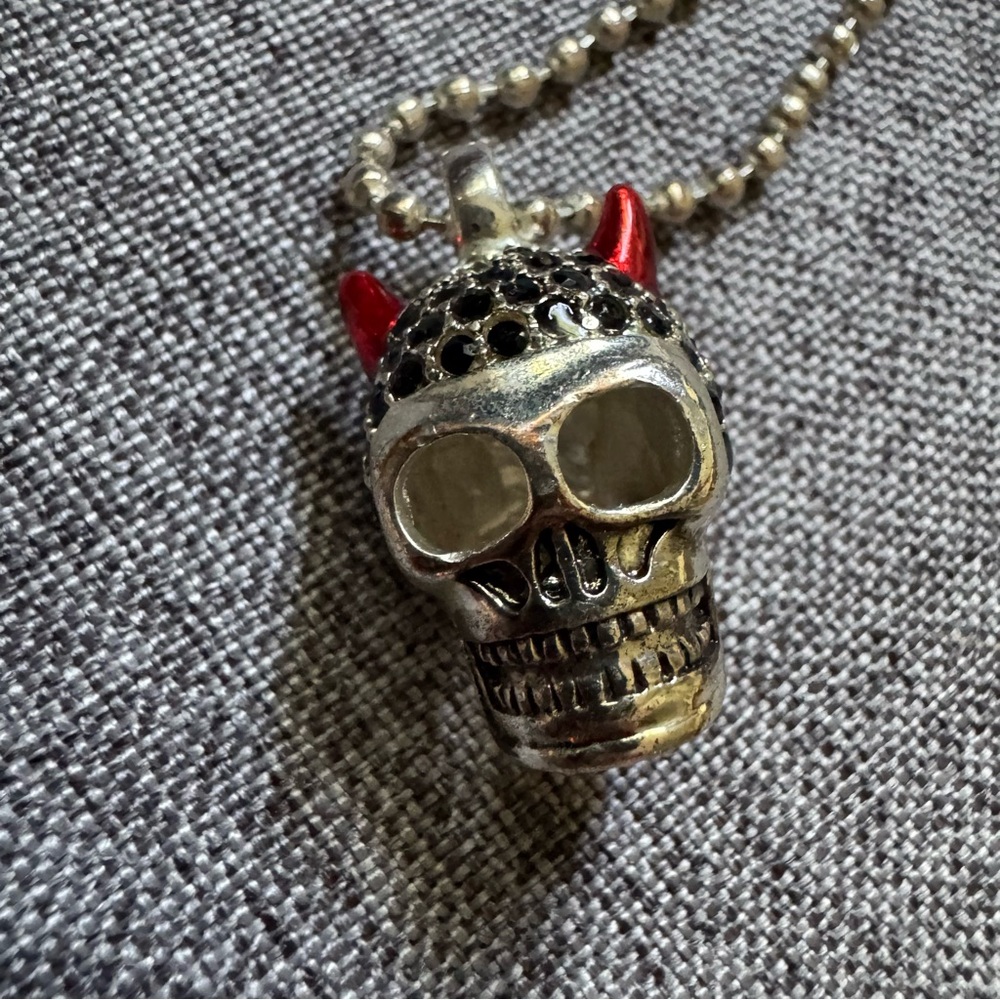 Thomas Sabo Skull w/ red horns Pendant & Chain Necklace Sterling Silver CZ 16"